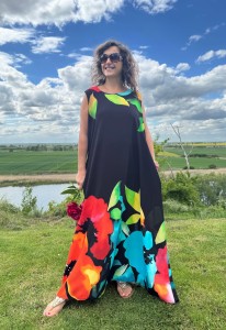 Sukienka Carla w kwiaty czarna 