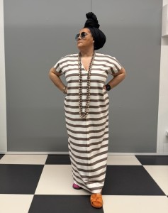 Sukienka RIVABELLA w paski beż